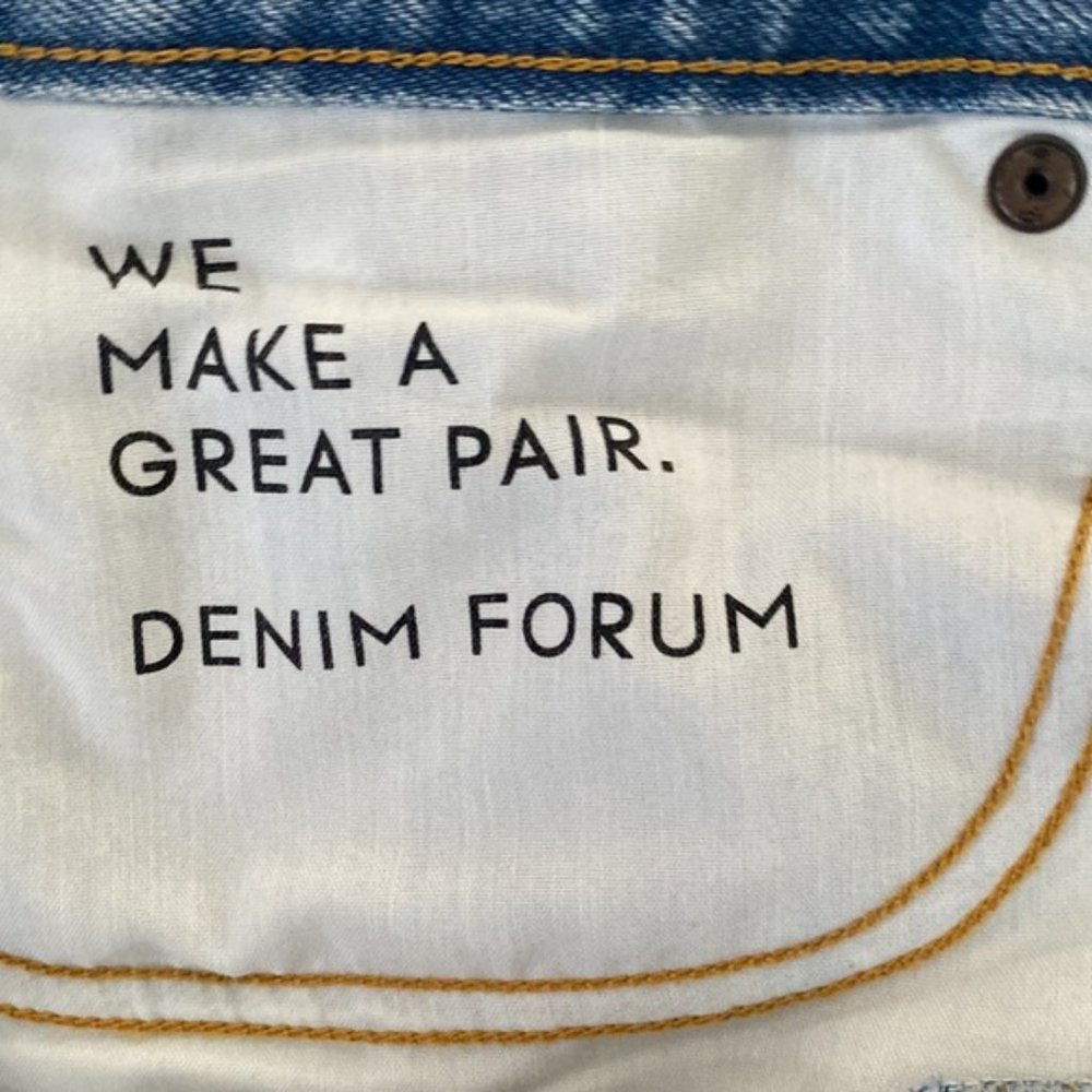 ❗️SOLD❗️Aritzia Denim Forum Distressed Ex Boyfriend Jeans Size 28 - Picture 10 of 12